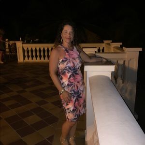 Meet your Posher, Elpida